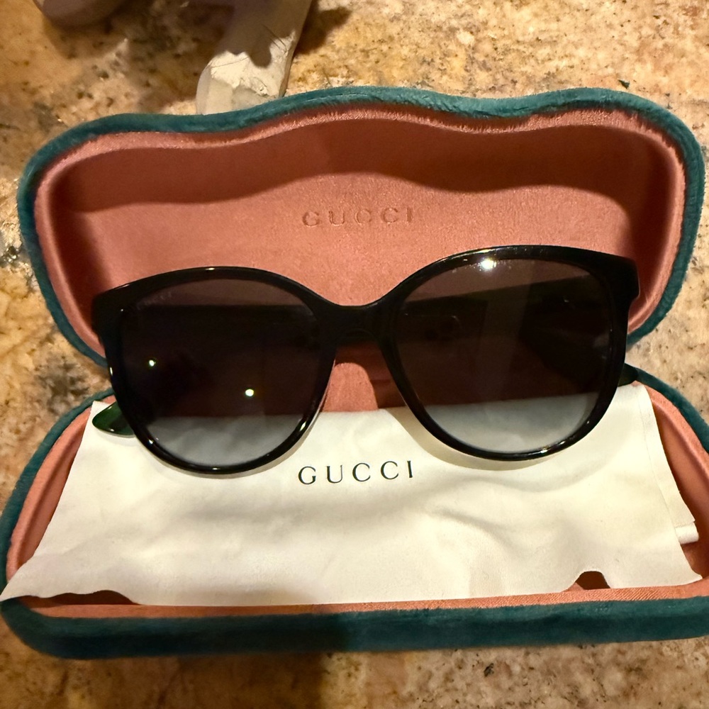 Gucci Women’s Black Gradient Lens Oversized Sunglasses
